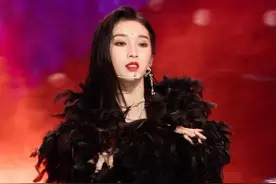 她是女团出身，不瘟不火，如今靠着《卿卿日常》成功出圈图片