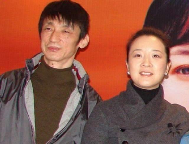 一年后携手步入婚姻殿堂正式结为夫妻,并于2000年生下儿子刘恒甫,小名
