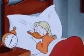 总在闹钟响之前醒来的人，是被什么“叫醒”的？图片