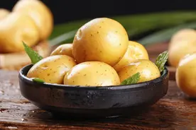 中国“最会吃土豆”的省，饺子也包成土豆馅的，一天三顿不带重样图片