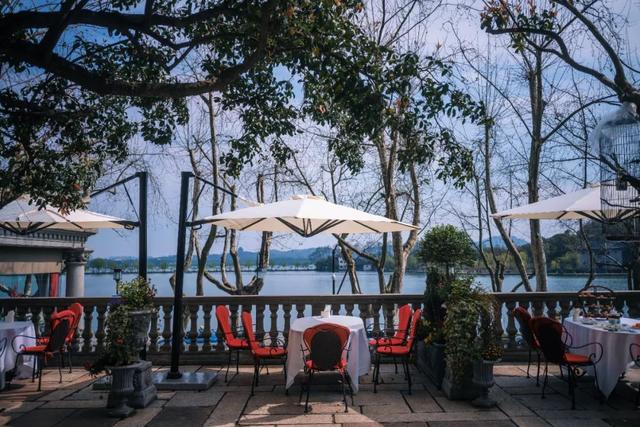 酒店花胶汤多少钱一碗 2025年酒店花胶汤的做法大全