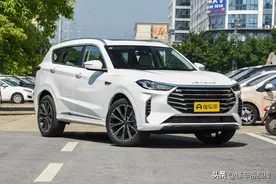 新车｜2.0T终于来了，前脸焕新+独立悬架，实拍2023款捷途X70诸葛图片