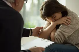 怀孕2个月查出梅毒：“我只有老公一个人”，到底是如何被感染？图片