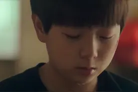 恭喜，妈妈终于「塌房」图片