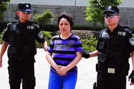 重庆一女子同时包养16名小鲜肉，最小的比她小20多岁，结局如何？图片