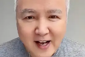 63岁林瑞阳近照曝光，长相怪异，白发白眉没有胡子，网友：活该！图片