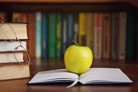 提高论文通过率的前提：了解毕业论文评审方式图片