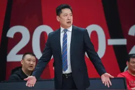 CBA航母又翻了！上海男篮惨遭大翻盘，沪媒将问题矛头指向李春江图片