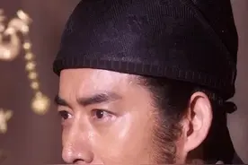 太像了，中国演皇帝最牛的8个演员，一个比一个厉害图片