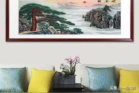 家里挂山水有讲究！在沙发背景墙挂画时，这5大注意事项须明确图片