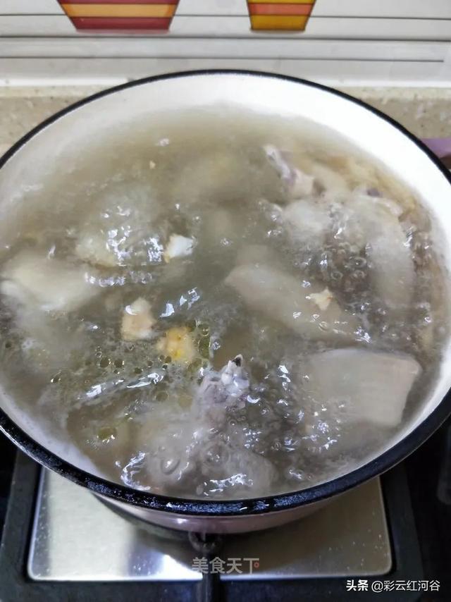 石斛花旗参花胶鸡汤的做法大全 2026年花胶石斛花旗参炖鸡汤做法 石斛花旗参花胶鸡汤的做法大全 2026年花胶石斛花旗参炖鸡汤做法