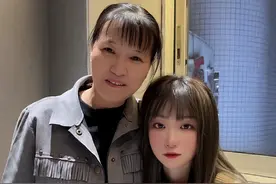 你的真情不会被辜负，雇主寻找当年保姆15年，只因还500元工资？图片