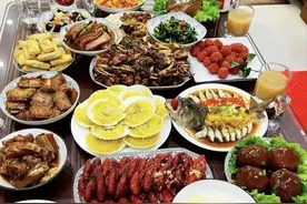 据说湖南人请客，基本不用“酒鬼酒”？看看他们都在喝些什么酒图片