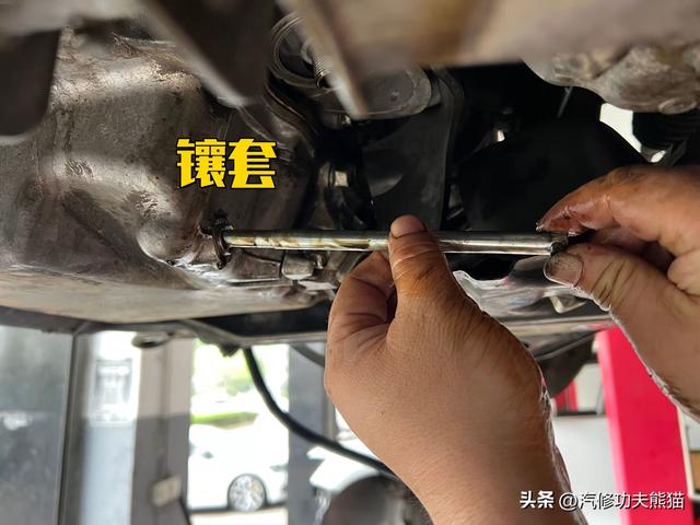 日系车不漏油吗？本田CRV漏机油！不必跪舔日系，只解决日系问题