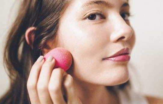 兰蔻菁纯身体乳膏好用吗