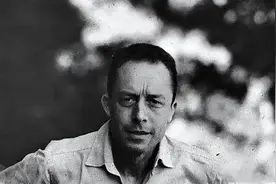 加缪：我在40岁时，被20岁时发射的子弹射中图片