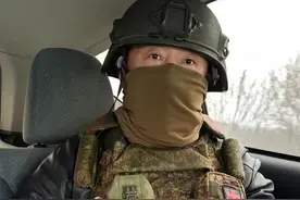 卢宇光：真实的战地记者图片