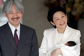 纪子妃：靠儿上位被称“笑面狐狸”，曾经也是一笑百媚生的美少女图片