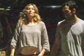 超模吉赛尔·邦辰离婚后首次约会，和柔术教练吃晚餐，还带了孩子图片