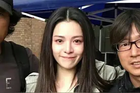 钟楚曦五年前片场照 好甜妹啊 一整个清纯大美人 现在走御姐风也好飒图片