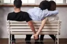 男人冒险偷情，女人无耻出轨，一个奸夫淫妇的情感故事图片