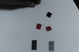 宝宝用乐高搭的小房子图片