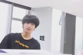 TF家族三代全员喜剧人实锤！
朱志鑫 苏新皓 邓佳鑫 张极 左航视频封面