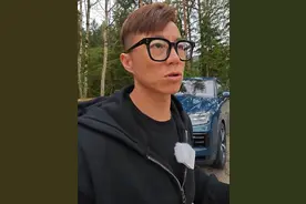 保时捷 全新 卡宴，同时也是最后一代燃油卡宴，奥地利试驾#小报告# 来了，感兴趣的同学们可以了解一下～[吐舌]#大v聊车#视频封面