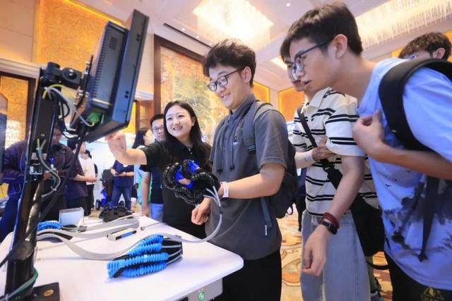 北京亦庄企业获奖！2025北京智能康养机器人应用大赛举办