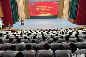 科技教育的“白云山实践”！青岛城阳区白云山学校智慧农业科技实验室草莓栽培技术达到国内领先水平图片