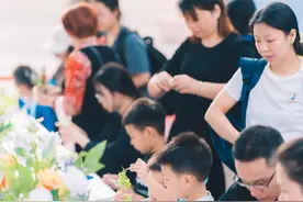 在“花世界”感受美好生活！深圳荷兰花卉小镇首届花漾生活节举行图片