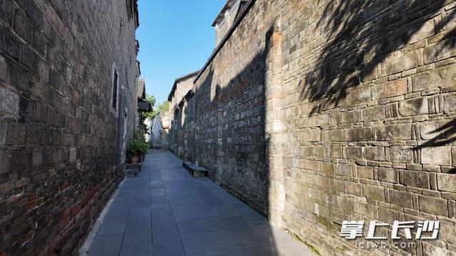 行游五溪 解码“福”地 第三届“名评名家湖湘汇”网络主题活动走进怀化