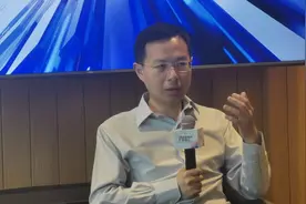 通义千问上线2.5开源千亿参数大模型 周靖人：开源体现胸怀图片