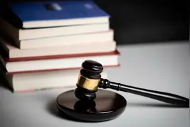 空调外机位置被邻居占用了，该怎么办？图片