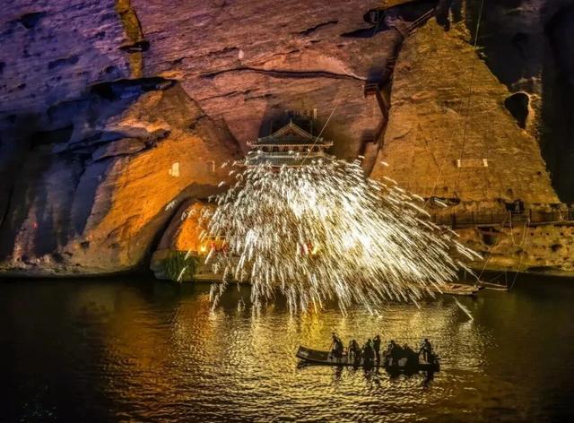 江西跨年攻略出炉！烟火、演唱会、非遗巡游……解锁 N 种新年打开方式