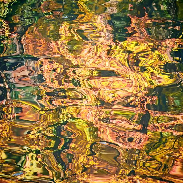 北京颐和园：斑斓涟漪胜似山水画卷