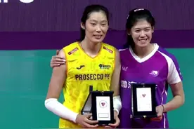 携手共赢！朱婷&李盈莹获得最佳主攻图片