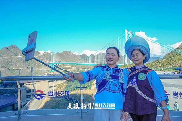 景借桥生辉 桥因景添彩