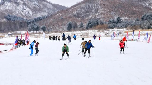 乘着高铁游白山 | “百区百景”打卡攻略之龙头山景区