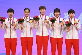 日本女乒教练赛后感叹：中国乒乓这道墙太高太难了图片