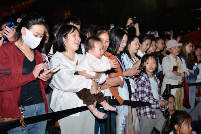 网络中国节·七夕 | 交响民乐齐鸣 花香星空为伴 昆明文庙七夕活动让历史空间焕发新活力