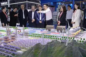 中国石化亮相成都工博会图片