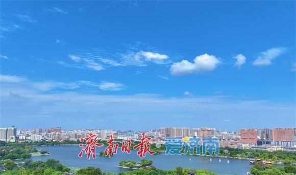 一年四季 泉在济南丨雨后初晴 济南大明湖畔画中游