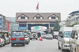 一线直击妙瓦底中国籍涉诈嫌犯被押解回国图片