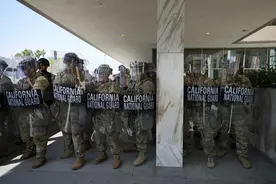 “即将进入真正内战”？纽约华盛顿旧金山联动抗议！华尔街大佬揭美国社会深层次裂痕图片