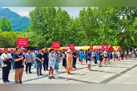 三门峡豫西大峡谷“大学生漂流大赛”正式启动，首场比赛山西临汾代表队夺冠！图片