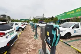 【财金云南】让电动汽车放心跑！云南不断完善升级高速公路充电设施图片