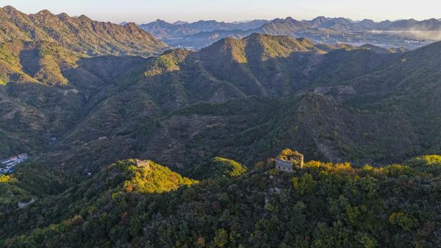 河北迁西：秋到青山关