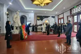 【亚冬会“城市侧”系列采风活动】外地媒体走进冰城“红色场馆”采风：革命遗迹丰富，历史文化厚重图片