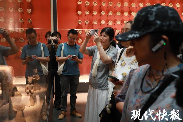 读城｜City Walk 升级City Drive！南京六朝文脉开进现实